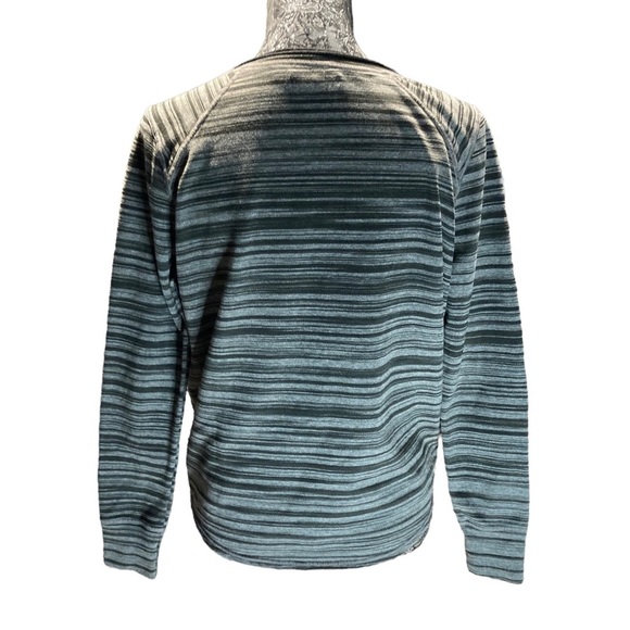 PRANA - Women’s Long Sleeve Light Weight Top - Picture 4 of 6